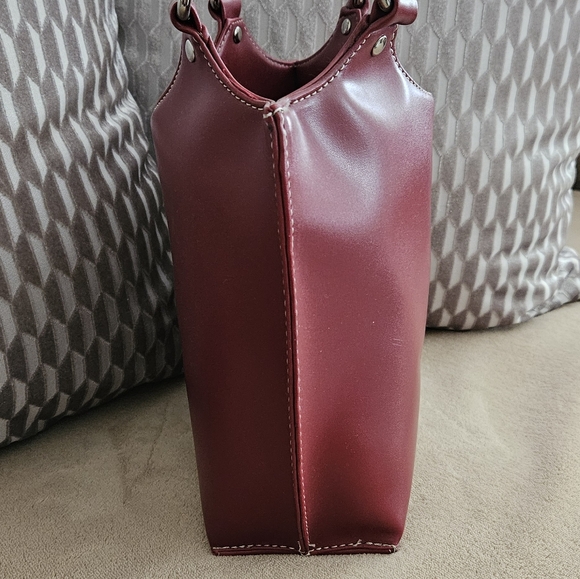 Wilson Leather Satchel - Picture 3 of 16